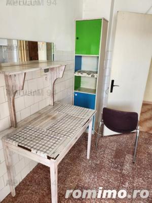 Apartament  cu 3 camere de vânzare în Câmpina - imagine 14