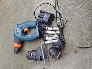 Auto filetante și mulți funcțional Black Decker  - imagine 6