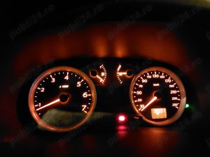 Renault Clio Symbol 1.6 benzina 16 V - imagine 2