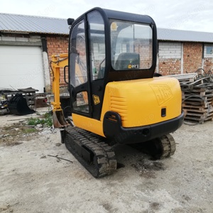 Miniexcavator JCB - imagine 2
