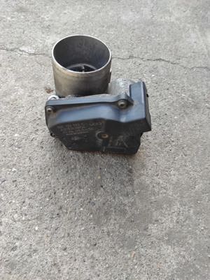 clapeta acceleratie vw/seat/skoda 1,4/16v/86 cai dupa 2009