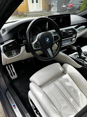 Bmw 530e plug in hybrid pachet M sport, pachet M sport pro,faruri laser - imagine 6