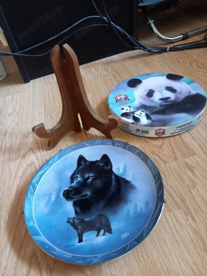 CANADA ORIGINALE FARFURII PORTELAN PICTATE UNICATE CU SUPORT PERETE,Sau FIX COLECTIA LUPI - imagine 5