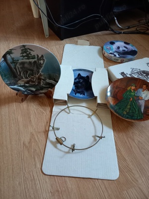 FARFURIE PORTELAN PICTATĂ CANADA ORIGINALA cu SUPORT FIXARE și AMBALAJ SPECIAL TRANSPORT - imagine 4