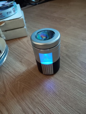 SCRUMIERA SOLARA LED ALBASTRU ORIGINALA MITSUBISHI MOTORS SIGILATA IN AMBALAJ CU FACTURA DE ACHIZITI - imagine 2