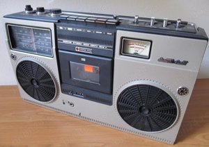 Radiocasetofoane vechi colectie boombox ghettoblaster Sanyo Sharp Philips VEF RFT JVC Predeal Sony - imagine 3