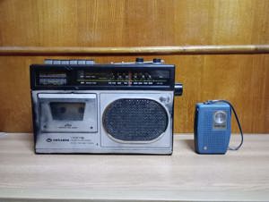 Radiocasetofoane vechi colectie boombox ghettoblaster Sanyo Sharp Philips VEF RFT JVC Predeal Sony - imagine 5
