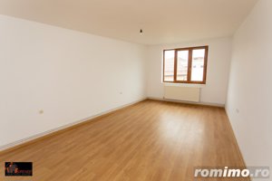 Vila centru vechi cu 3 CF-uri: 3 ateliere auto, cabinet medical, apartament - imagine 15