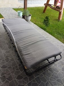 pat de o persoana vand