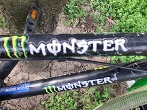 Bicicleta Copii Street Rider De Acrobatie  Stare buna, suporti pentru acrobatie - imagine 4