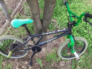 Bicicleta Copii Street Rider De Acrobatie  Stare buna, suporti pentru acrobatie