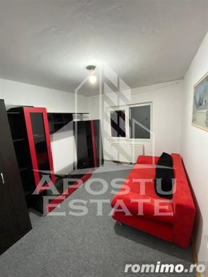 Apartament cu 3 camere 2 bai in zona Lipovei - imagine 2