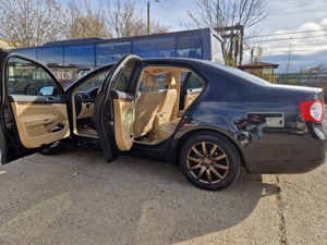 Vand VW Jetta full option -comanda Senatul Romaniei - imagine 8