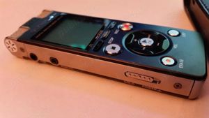 489 lei de la 900 lei in magazine - Olympus DM-670 cu 3 microfoane si husa piele - imagine 2