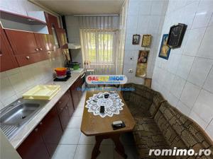 VANZARE APARTAMENT 3 CAMERE - 2 BAI - BULEVARDUL BUCURESTI, PLOIESTI - imagine 12