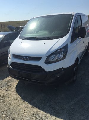 Ford transit - imagine 3