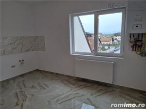 Apartament spatios de doua camere zona Sanpetru - imagine 5