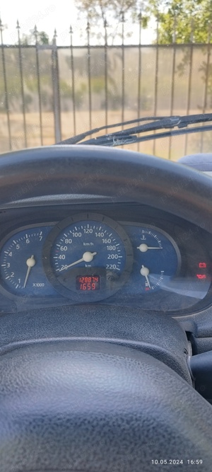 Vând autoturism Dacia Solenza benzină pentru rabla sau dezmembrare,preț 3500 lei,an fabr.2004. - imagine 2