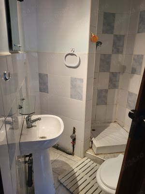 Proprietar,vand apartament 2 camere la vila,zona Stefan cel Mare - imagine 4