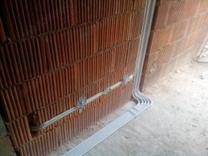 Electrician autorizat ANRE-Execut instalații electrice si interventii - imagine 2