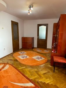 Vand apartament 3 camere     - imagine 2