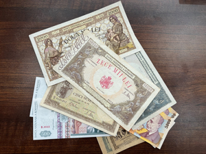 Colectionar Cumpar lucruri vechi - imagine 7