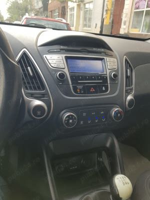 Vand Hyundai ix 35 diesel 4 4 an 2013 - imagine 6