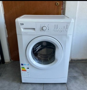 Masina de spălat rufe Beko    5oo lei.