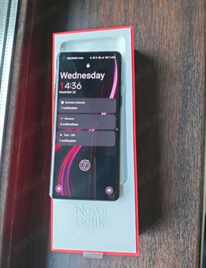 OnePlus 8 , 128GB stocare și 8GB RAM