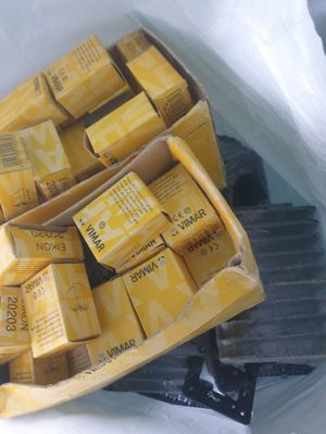 Suport 3 locuri Vimar Idea, Arke, Eikon, bTicino Living Light, 6 Ron buc - imagine 4