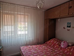 Vand apartament cu 3 camere  - imagine 1