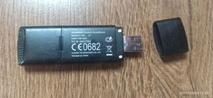 Modem 3G Stick Internet  Huawei E1756  Model:  Huawei E1756  Este deblocat, functioneaza in toate re