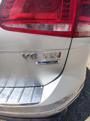 VW Touareg 2016 R-line  - imagine 4