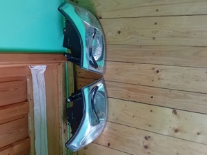 Vând faruri ford transit Noi.