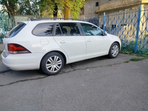 Volkswagen Golf 6 Variant 1.6 tdi 105 cp - imagine 7