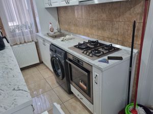 Apartament 2 camere,Simeria-str. 1Decembrie - imagine 2