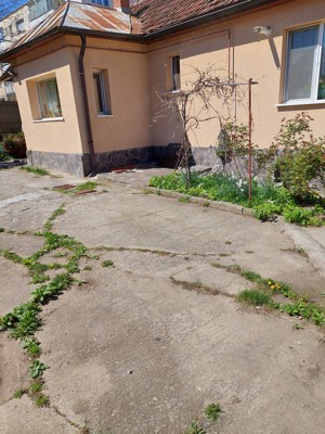 Brasov, casa de vanzare pe str. Lamaitei, langa podul Zizinului - imagine 2