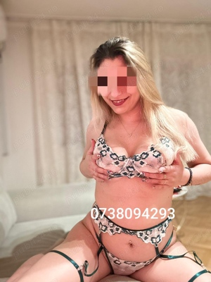 Alexandra Blonda.. poze reale  - imagine 4