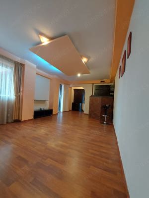 Apartment 2 camere semidecomndat in Bacau, Republicii nr 76 - imagine 2