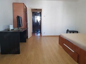 Inchiriere garsoniera bloc metrou Dristor 2, renovata, curata, 350 euro - imagine 2