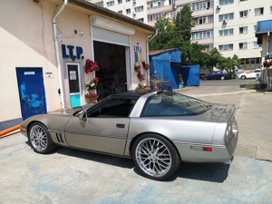 Chevrolet Corvette c4 - imagine 3