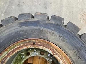 Anvelope stivuitor 300-15 (315/70 R15), roata/roti stivuitor - imagine 2