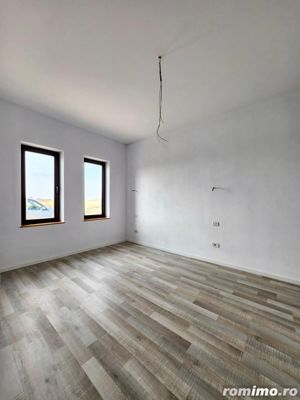 Duplex pe parter 3 camere, terasa spatioasa, 2 km de Timisoara - imagine 4