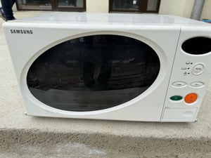 Cuptor microunde 12V