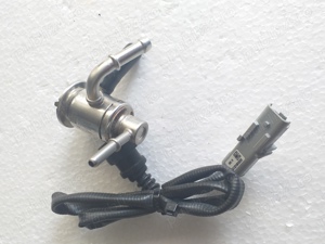 Injector AdBlue  Renault  Koleos 2  2015+ 160720140R A3C0197440000. Nou si original Renault   - imagine 5