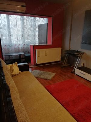 Proprietar-Garsoniera Deva-zona Piata centrala,240E luna - imagine 3