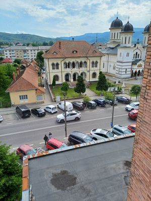 Vânzare apartament Calimanesti  - imagine 6 Vânzare apartament Calimanesti  - imagine 6