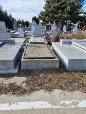 Loc de veci Cimitirul Ungureni  Craiova  - imagine 2