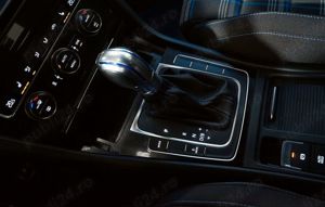 Volkswagen golf 7 GTE hybrid plug in km reali istorc cu carte service  - imagine 5