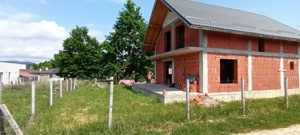 Zona Castel Transilvania , vand casa la rosu P+M , 99,500   - imagine 4